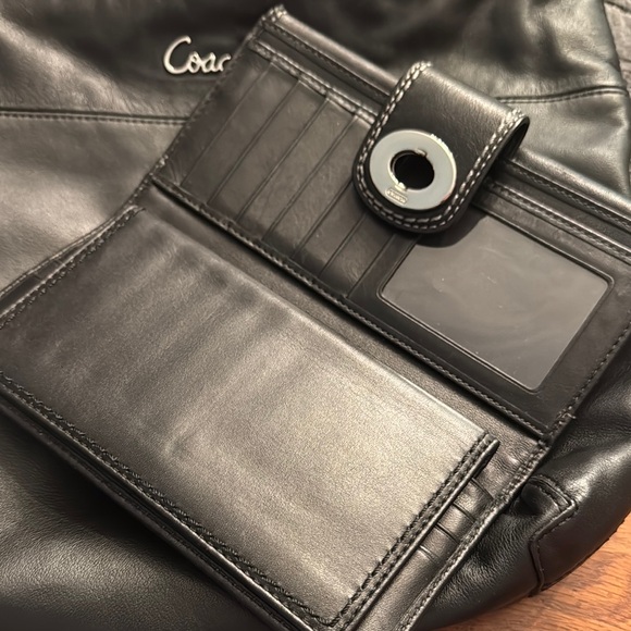 Coach Black Leather Hobo Bag - Picture 2 of 13